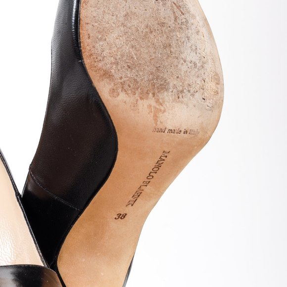 Manolo Blahnik Pointed Toe Black Leather Pumps - Picture 5 of 8